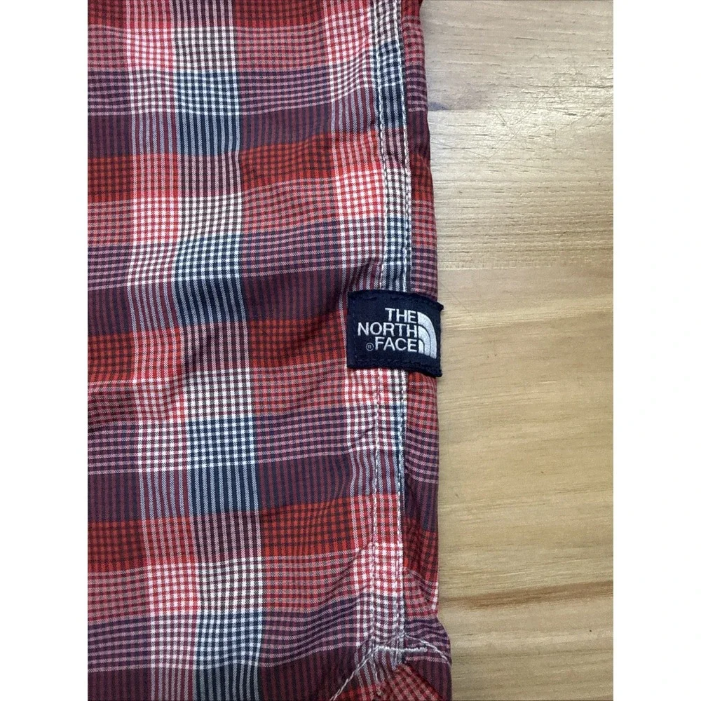 The North Face Men's Red Plaid Button Front Short Sleeve Casual Shirt Size XL - Picture 3 of 5